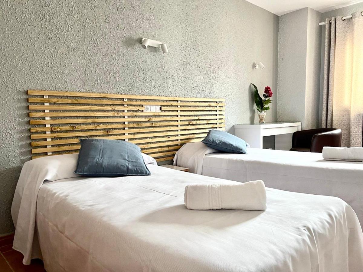 Hotel Acebo Plaza Mayor Jaca Eksteriør billede