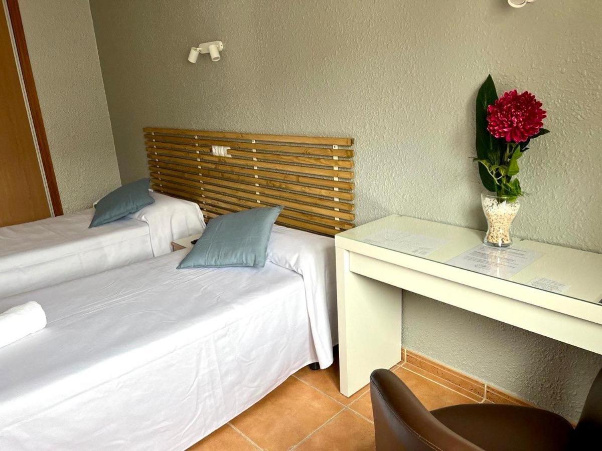 Hotel Acebo Plaza Mayor Jaca Eksteriør billede