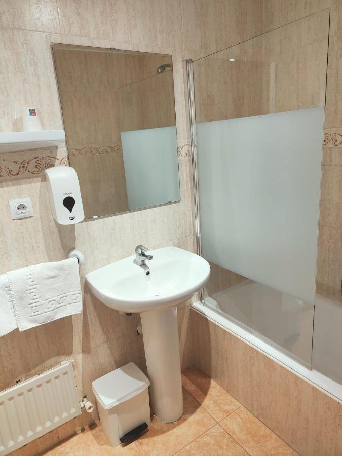 Hotel Acebo Plaza Mayor Jaca Eksteriør billede